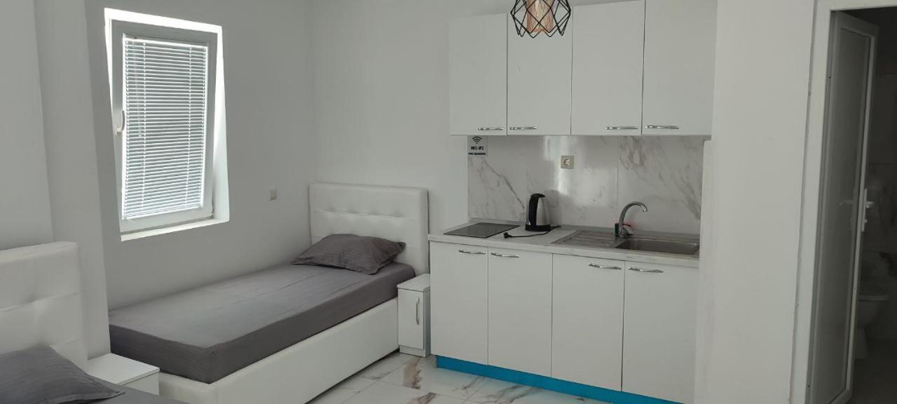Golem Apartment المظهر الخارجي الصورة